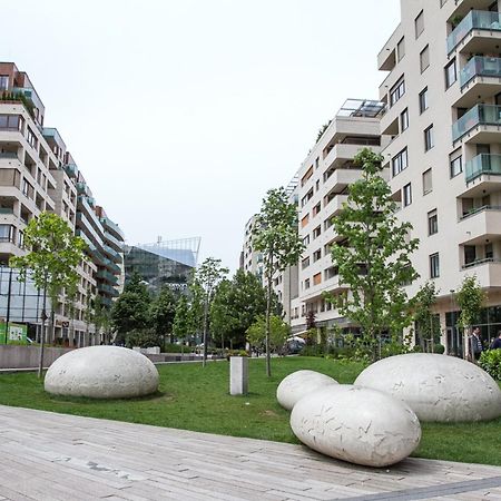 Mega Sale - Book Now - Corvin Royal Apartments Budapest Ngoại thất bức ảnh