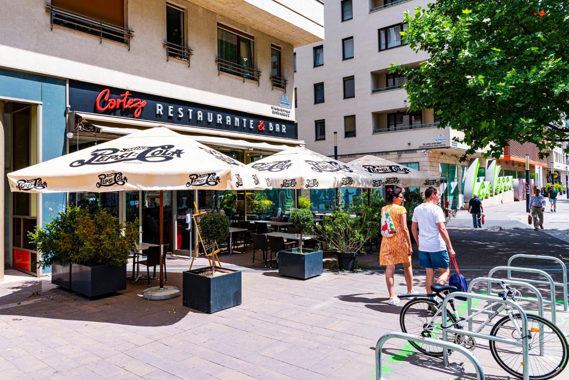 Mega Sale - Book Now - Corvin Royal Apartments Budapest Ngoại thất bức ảnh